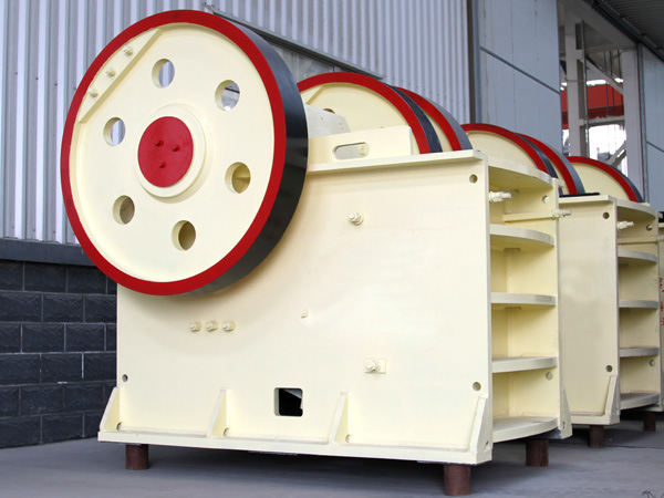 生產(chǎn)沙石的900x1200鄂破具體參數(shù)，價格